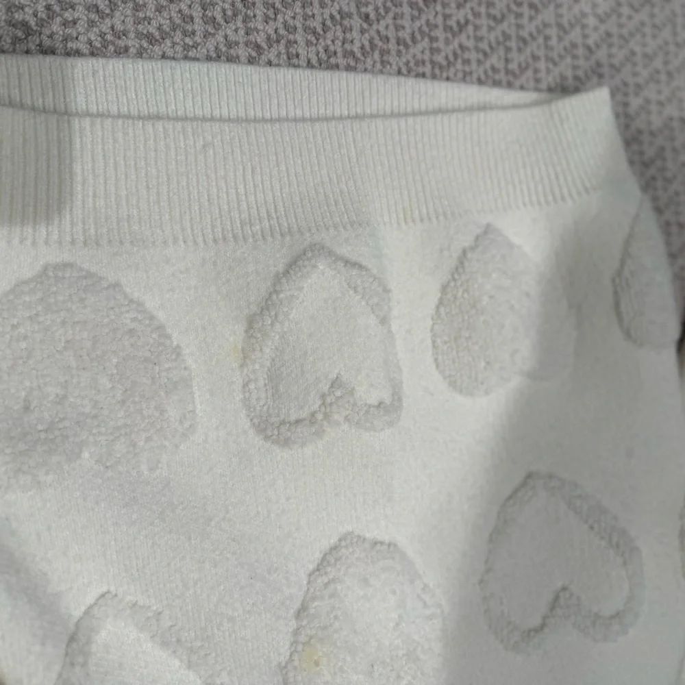 Cozy Lyla + Luxe Ivory Sweater with hearts - Picture 5 of 5